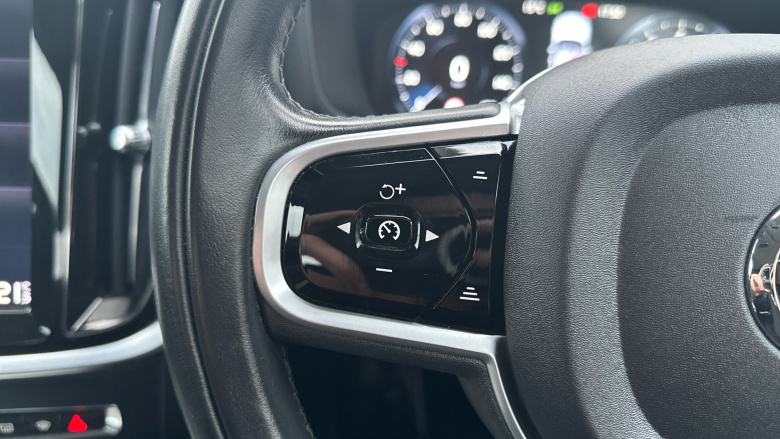 Volvo S60 2.0 T5 Inscription Plus 4dr Auto Petrol Saloon